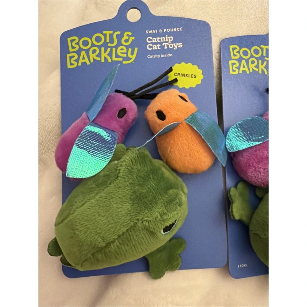 Boots & Barkley Catnip Cat Toy Set Frog & Flies Plush Interactive Pet Toys 2 Pc
